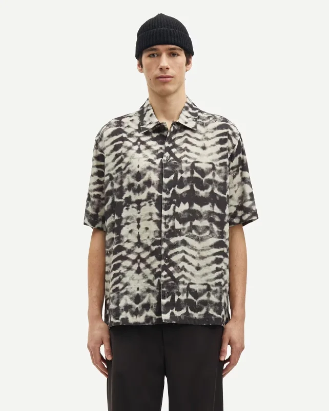 SAAYO X SHIRT 15142 / KALEIDOSCOPE Hooded Caped Shawl Collar