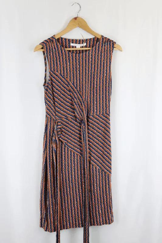Diane Von Furstenberg Blue Multi Dress 6 Turtleneck Neckline Stylish
