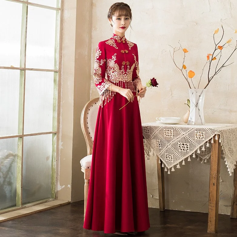 Floral Embroidery Mandarin Collar Pleated Skirt Oriental Evening Dress with Tassels