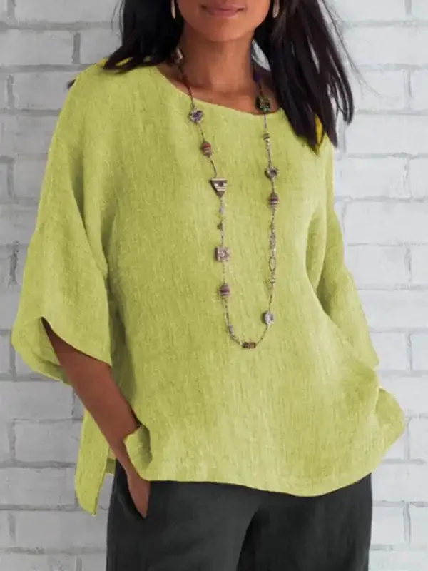 Women’s Top in Linen With Round Neckline