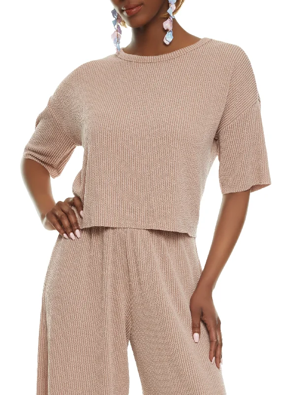 Textured Ribbed Knit Crew Neck Top