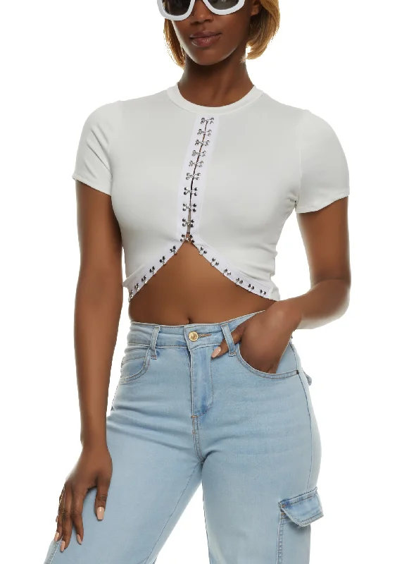 Hook And Eye Cropped Tee