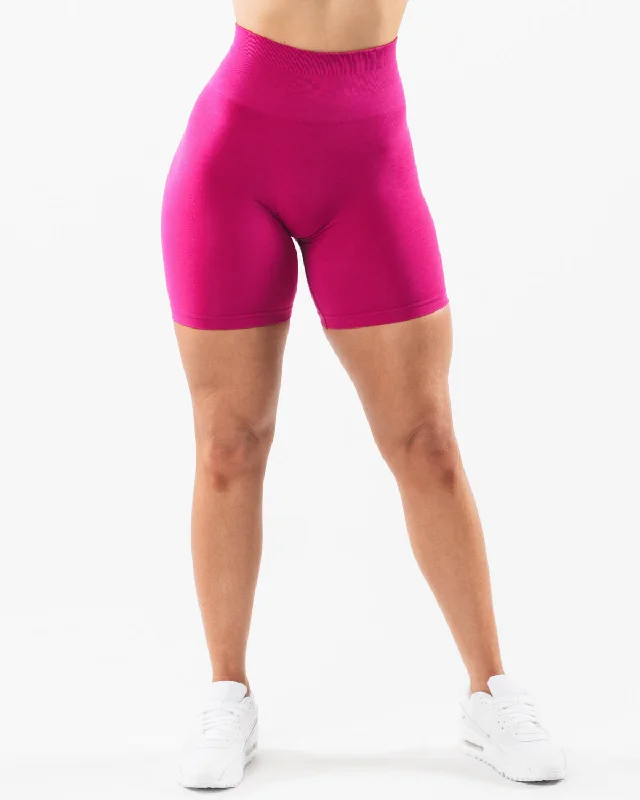 Amplify Short 6.5” - Magenta