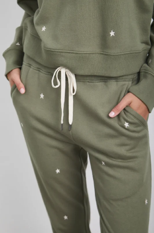 KINGSTON SWEATPANT - OLIVE EMBROIDERED IVORY STARS