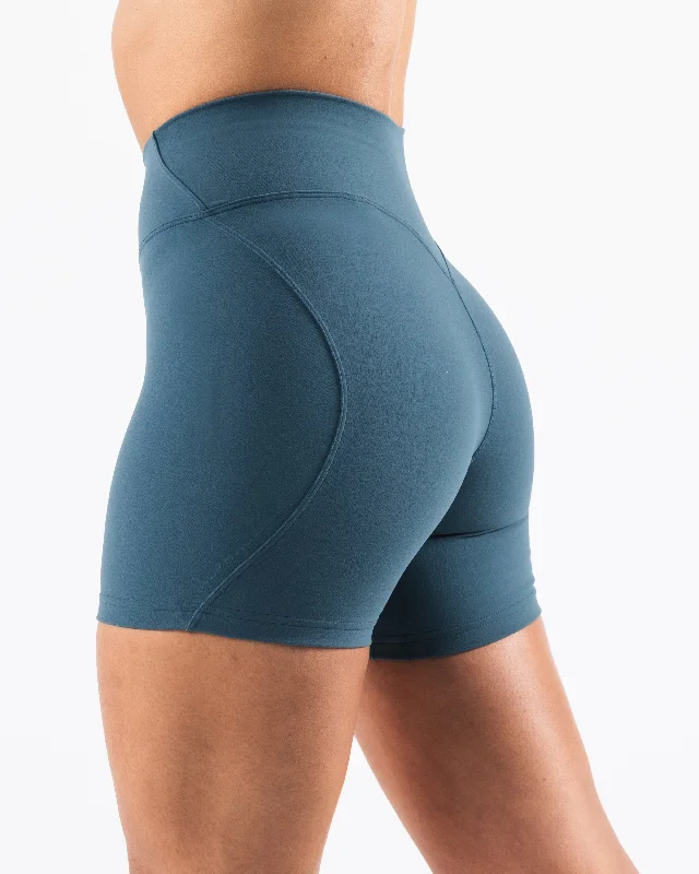 Aura Short 5"" - Glacial Lake