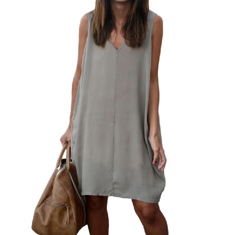 Plus Size Women's Casual Chiffon Summer Beach Dress with Sexy V Neck